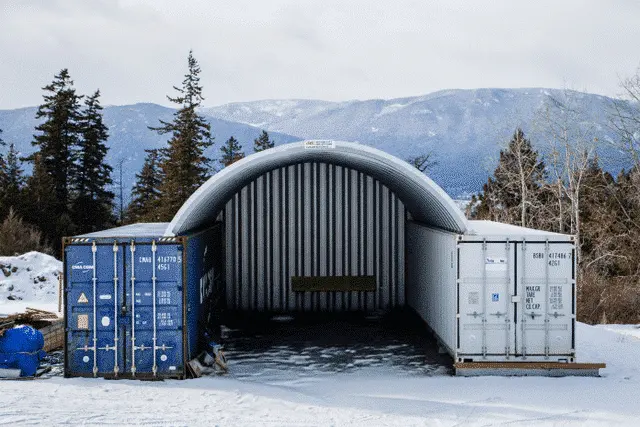 R Model 20' x 7' x 20' steel building kit