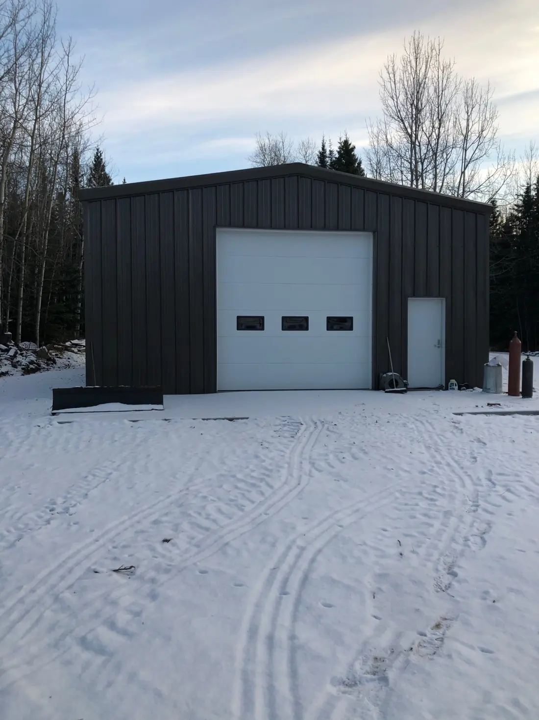 T 40' x 16' x 40'