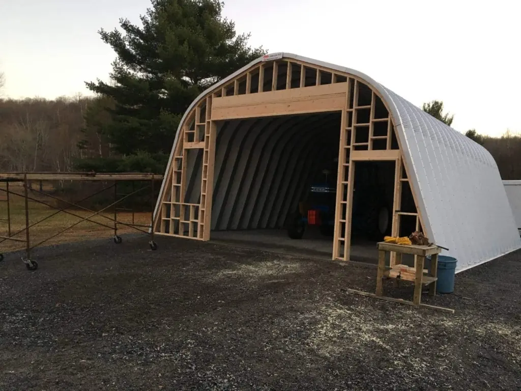 X 22' x 17' x 44'
